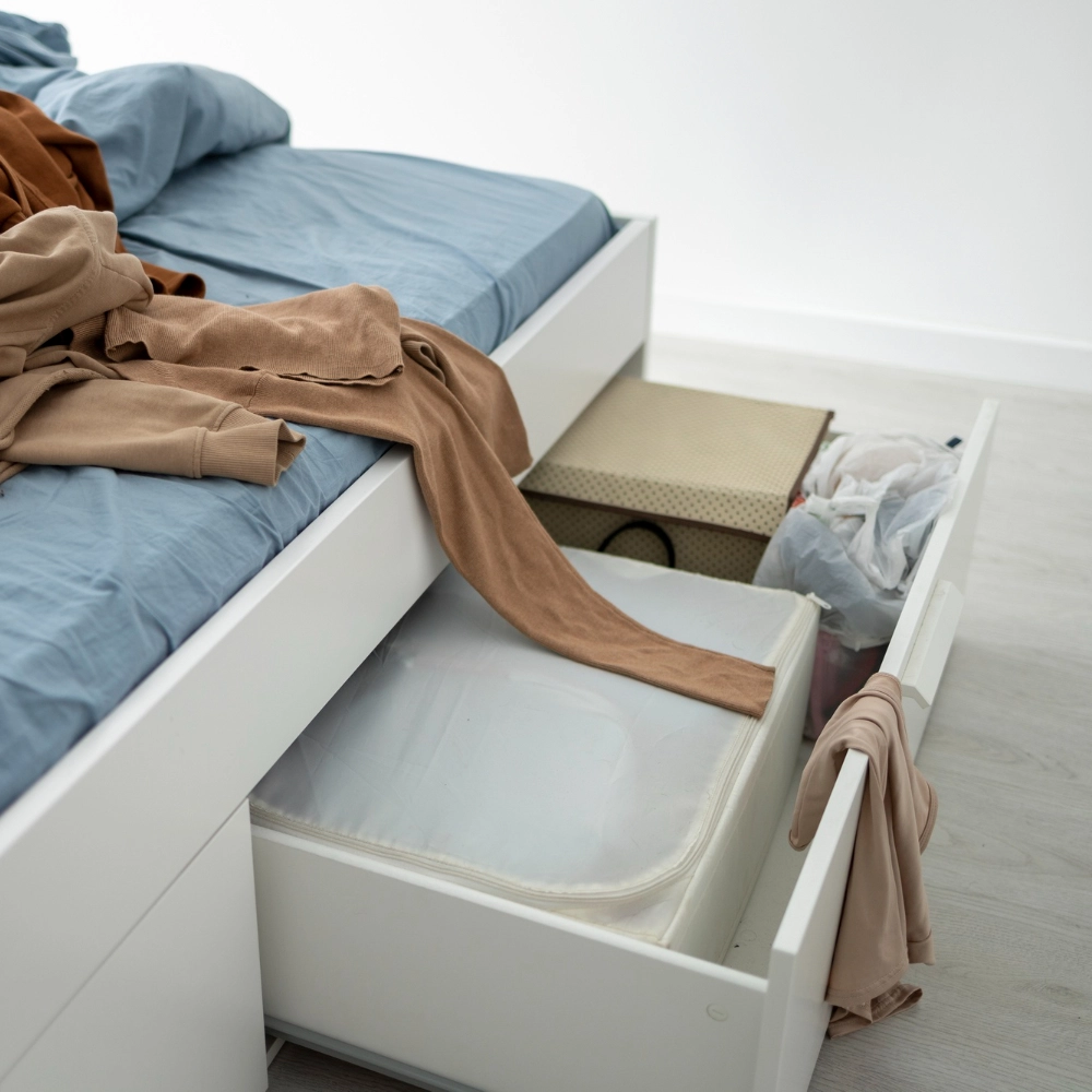 좁은 방 인테리어 수납 침대